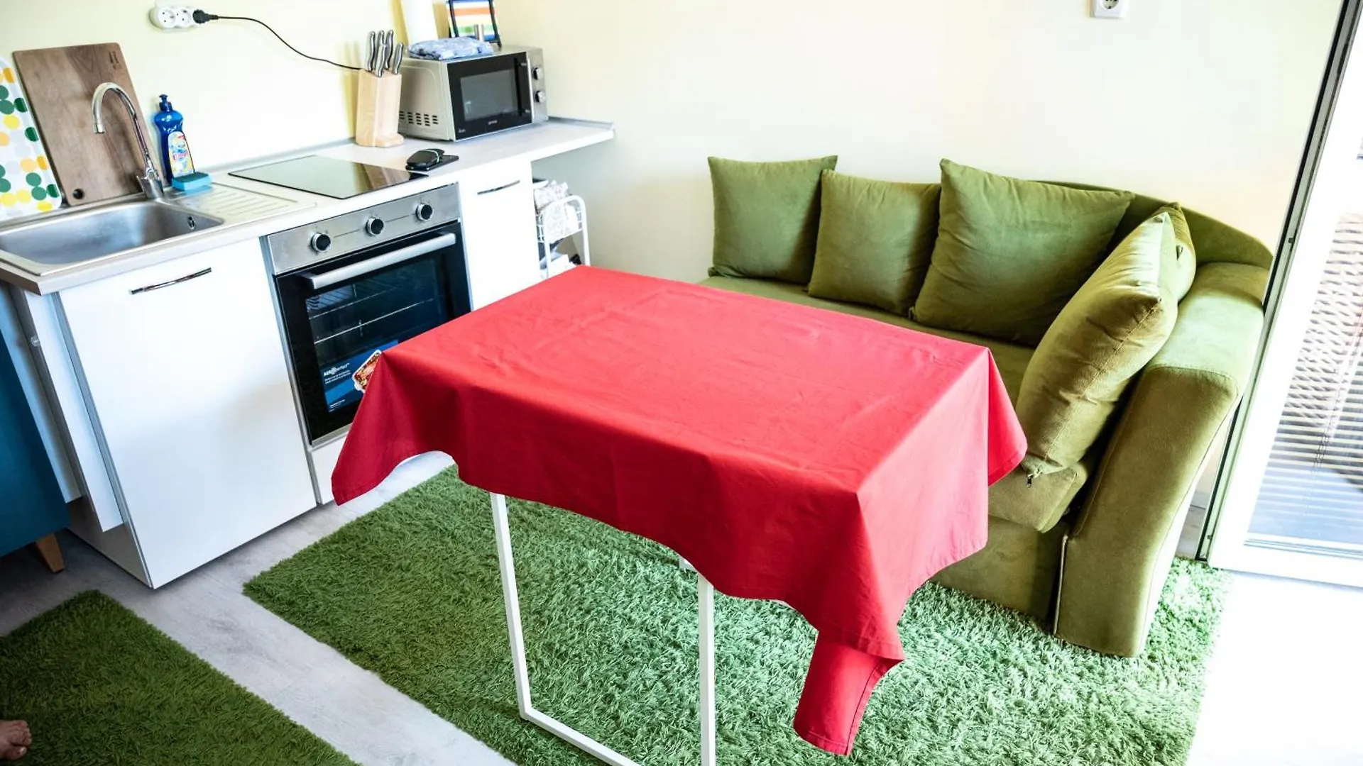 Private Studio In The City Center, Close To Subway, Medical University Sofia Lägenhet